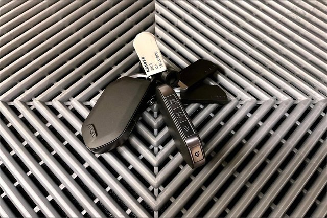 Used 2023 Kia Telluride SX Prestige X-Line image 9