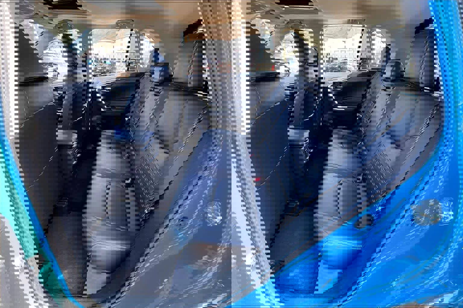 Used 2021 Toyota RAV4 XLE Premium image 20