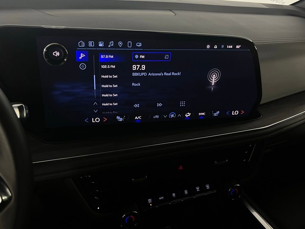 Used 2025 Chevrolet Tahoe LT image 17