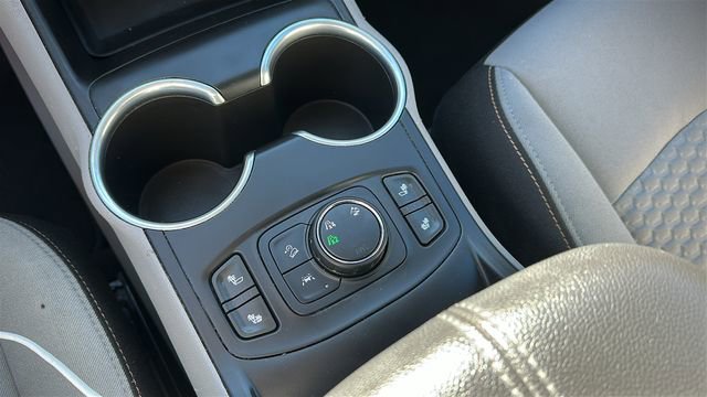 Used 2020 GMC Terrain SLE w/ Driver Convenience Package image 18