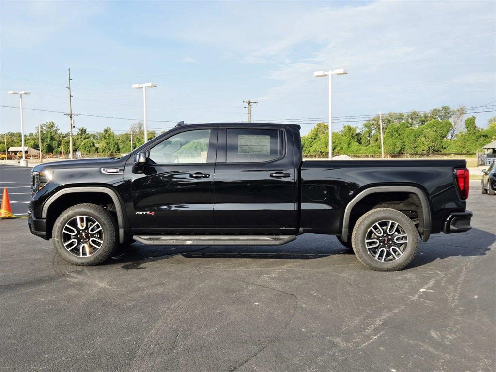 New 2026 GMC Sierra 1500 AT4 w/ AT4 Premium Package image 8