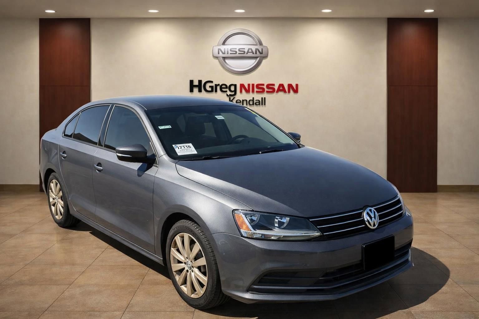 Used 2017 Volkswagen Jetta S image 4