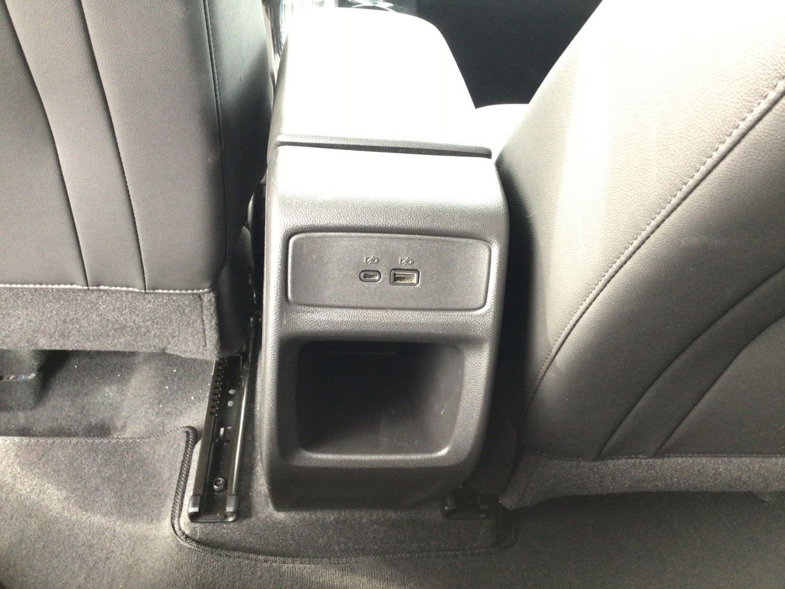 Used 2025 Chevrolet Trax LT w/ LT Convenience Package image 35