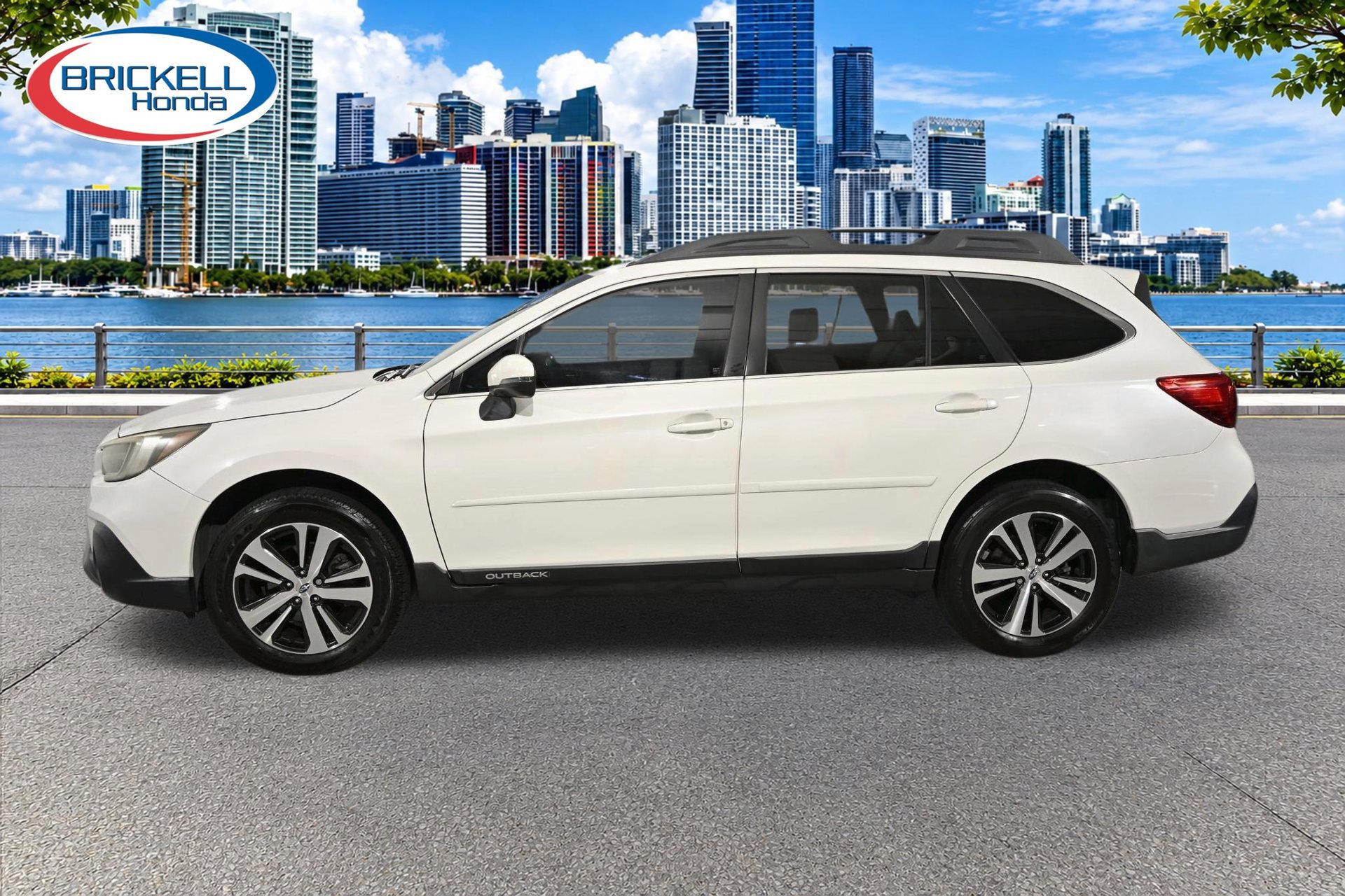 Used 2019 Subaru Outback 2.5i Limited AWD/4WD image 2