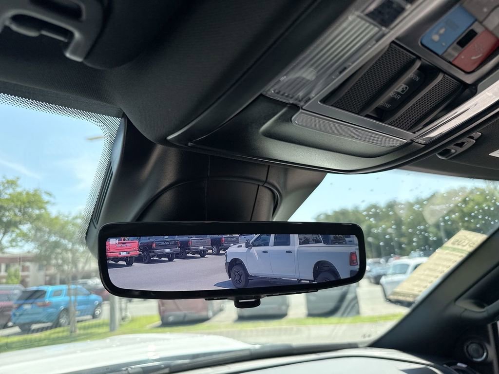 New 2026 RAM 2500 Limited AWD/4WD image 32