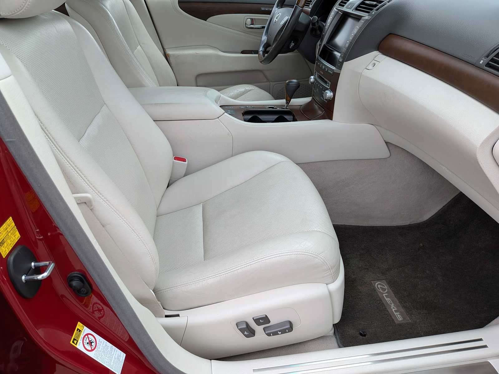 Used 2012 Lexus LS 460 AWD w/ Luxury Value Edition image 19