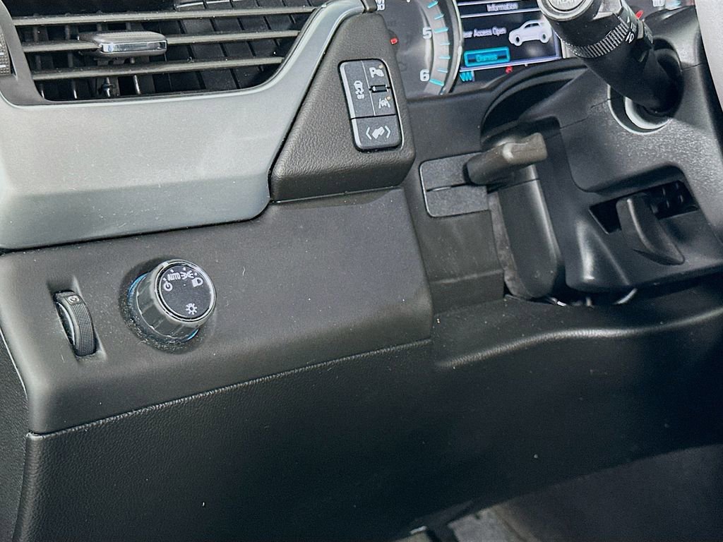 Used 2017 Chevrolet Tahoe LT image 10