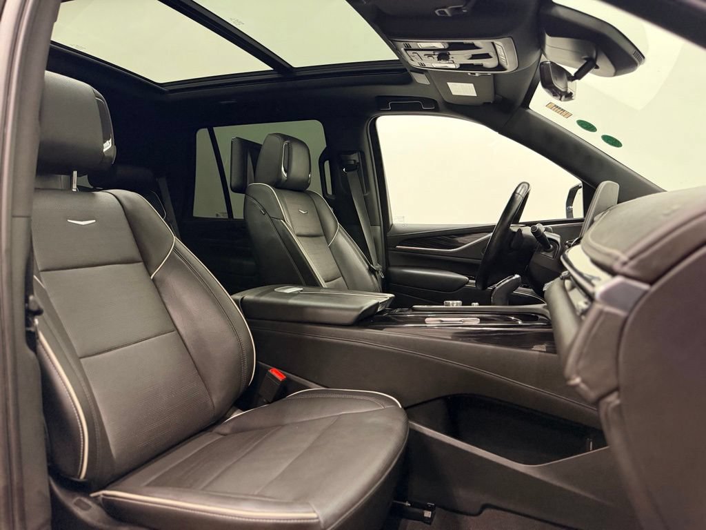 Used 2023 Cadillac Escalade Sport w/ LPO, ONYX Package AWD/4WD image 20