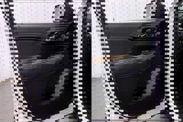 Used 2023 GMC Acadia SLE w/ Driver Convenience Package image 20