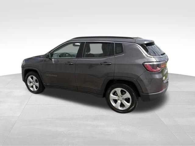 Used 2021 Jeep Compass Latitude w/ Convenience Group FWD image 4