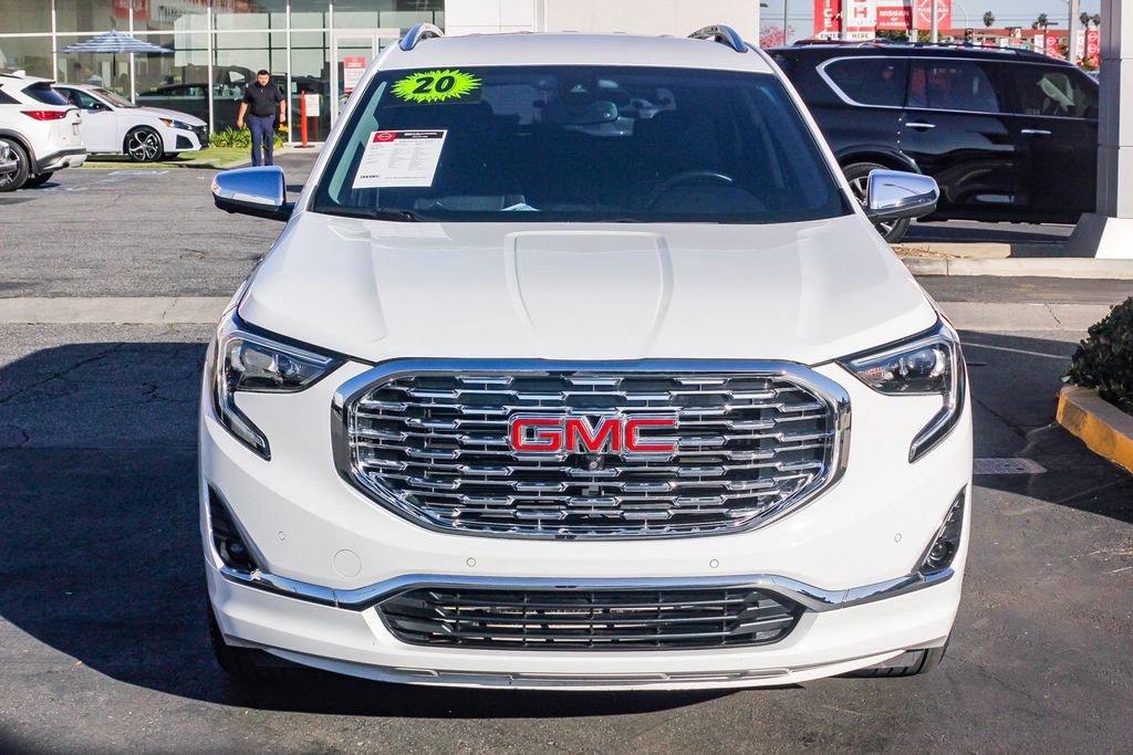 Used 2020 GMC Terrain Denali w/ Denali Premium Package image 3