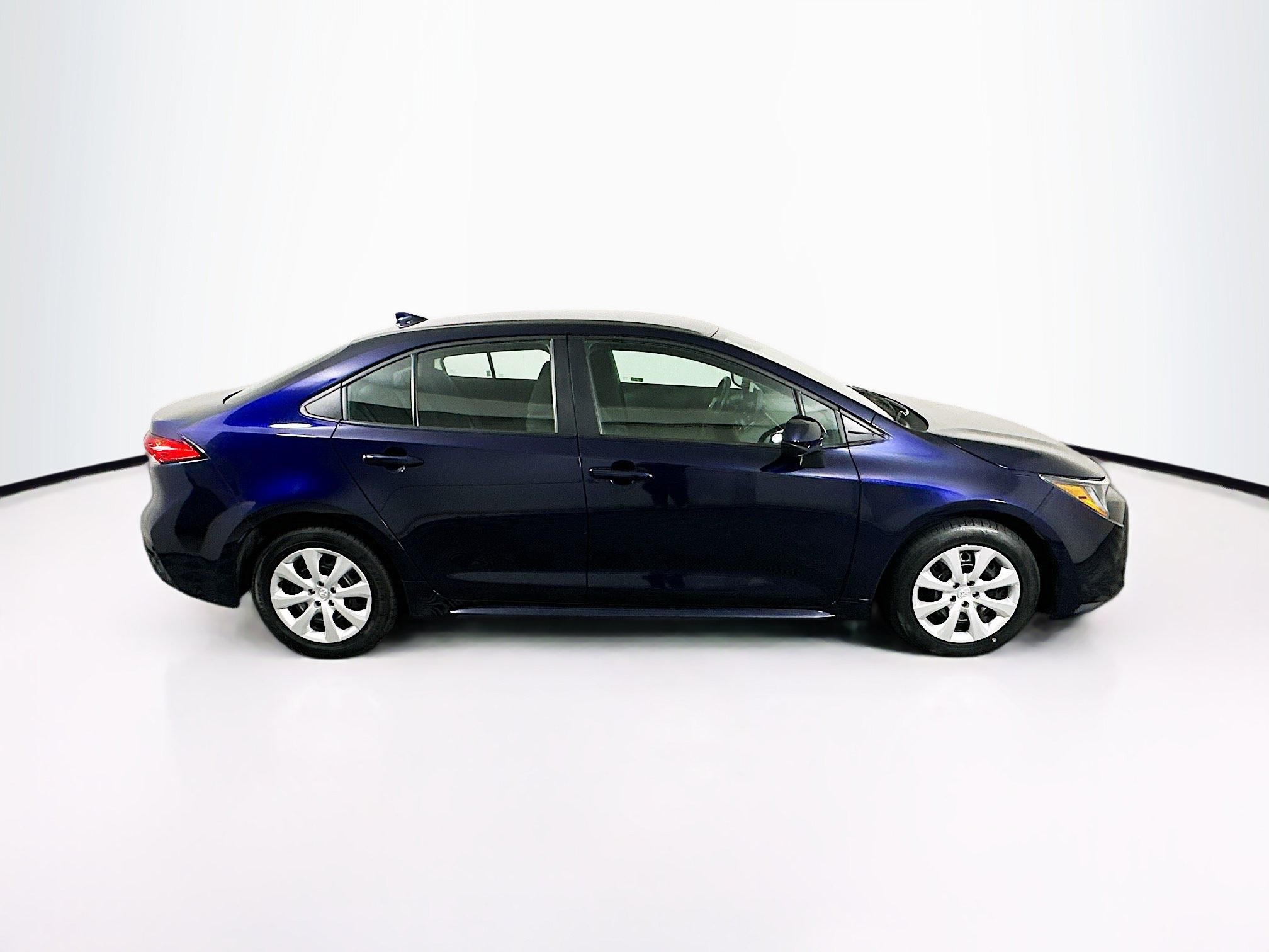 Used 2024 Toyota Corolla LE FWD image 10