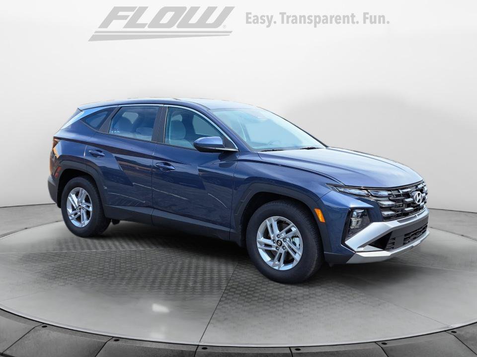 Used 2026 Hyundai Tucson SE FWD image 1