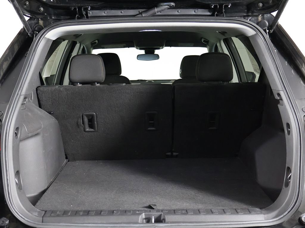 Used 2021 Chevrolet Equinox LT FWD image 16