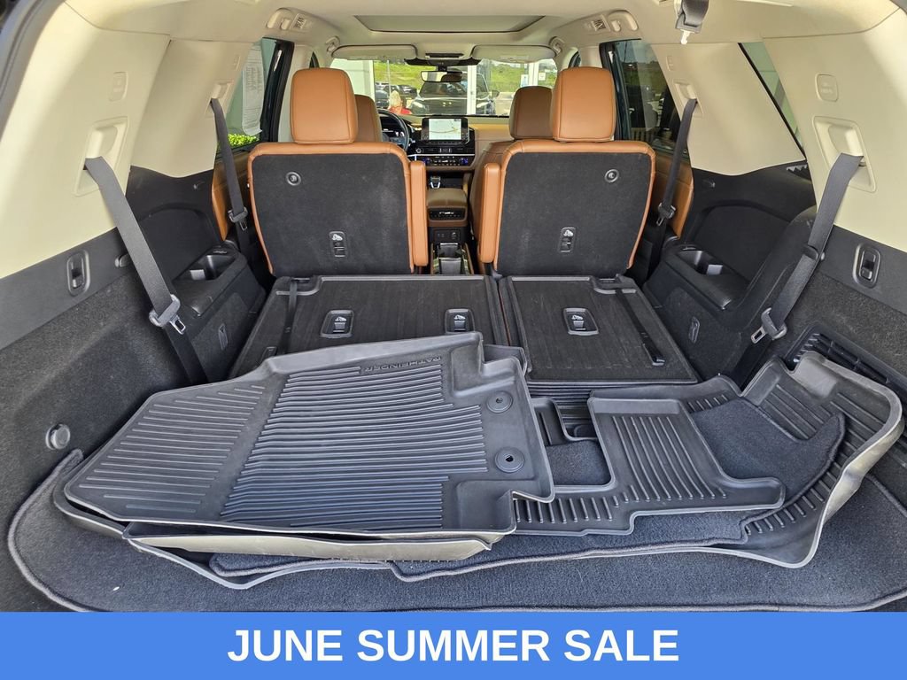 Used 2023 Nissan Pathfinder Platinum FWD image 15