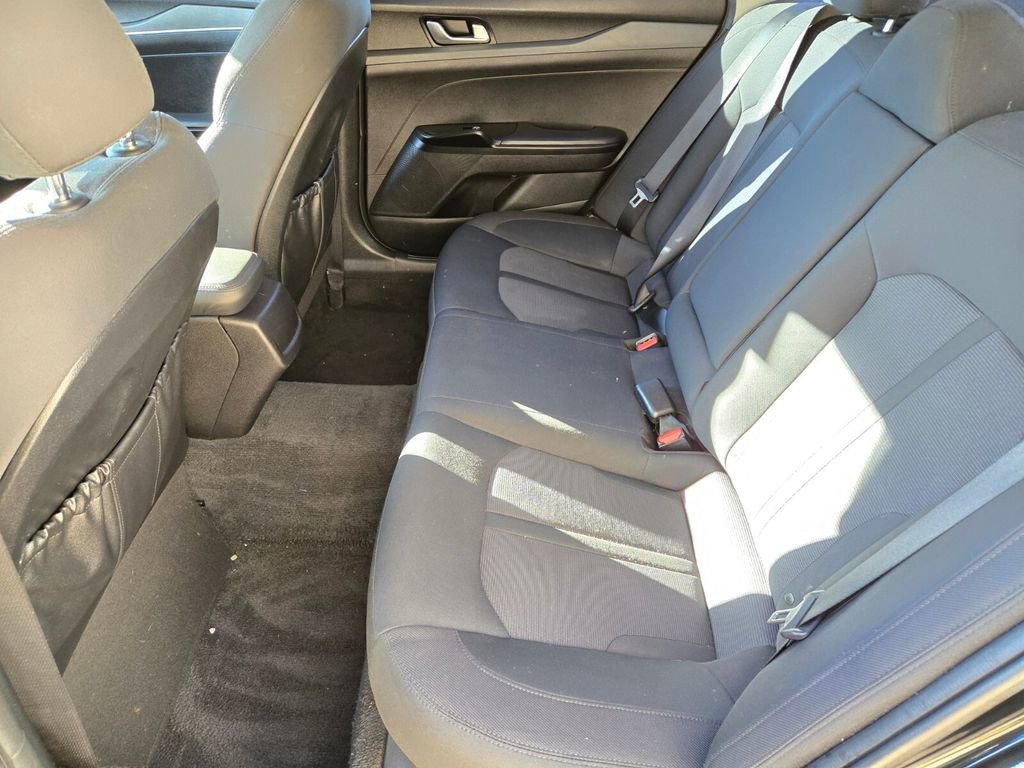 Used 2022 Kia K5 LXS image 13
