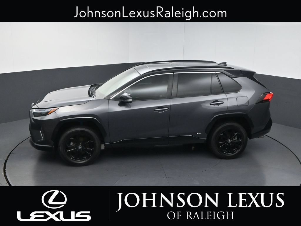 Used 2022 Toyota RAV4 XSE AWD/4WD image 29