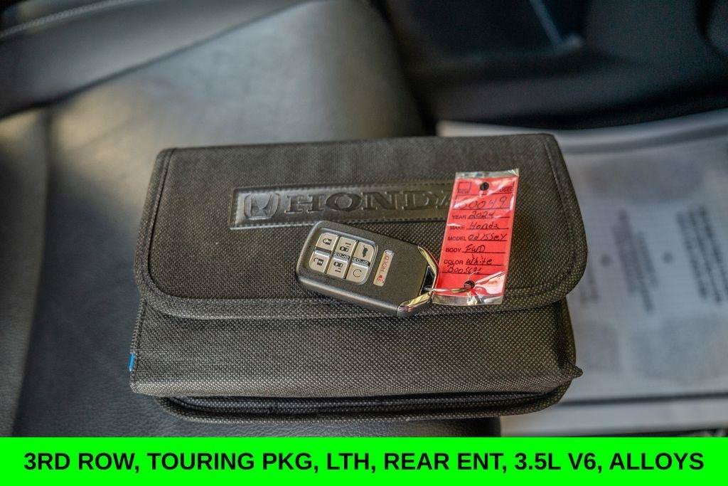 Used 2024 Honda Odyssey Touring image 26