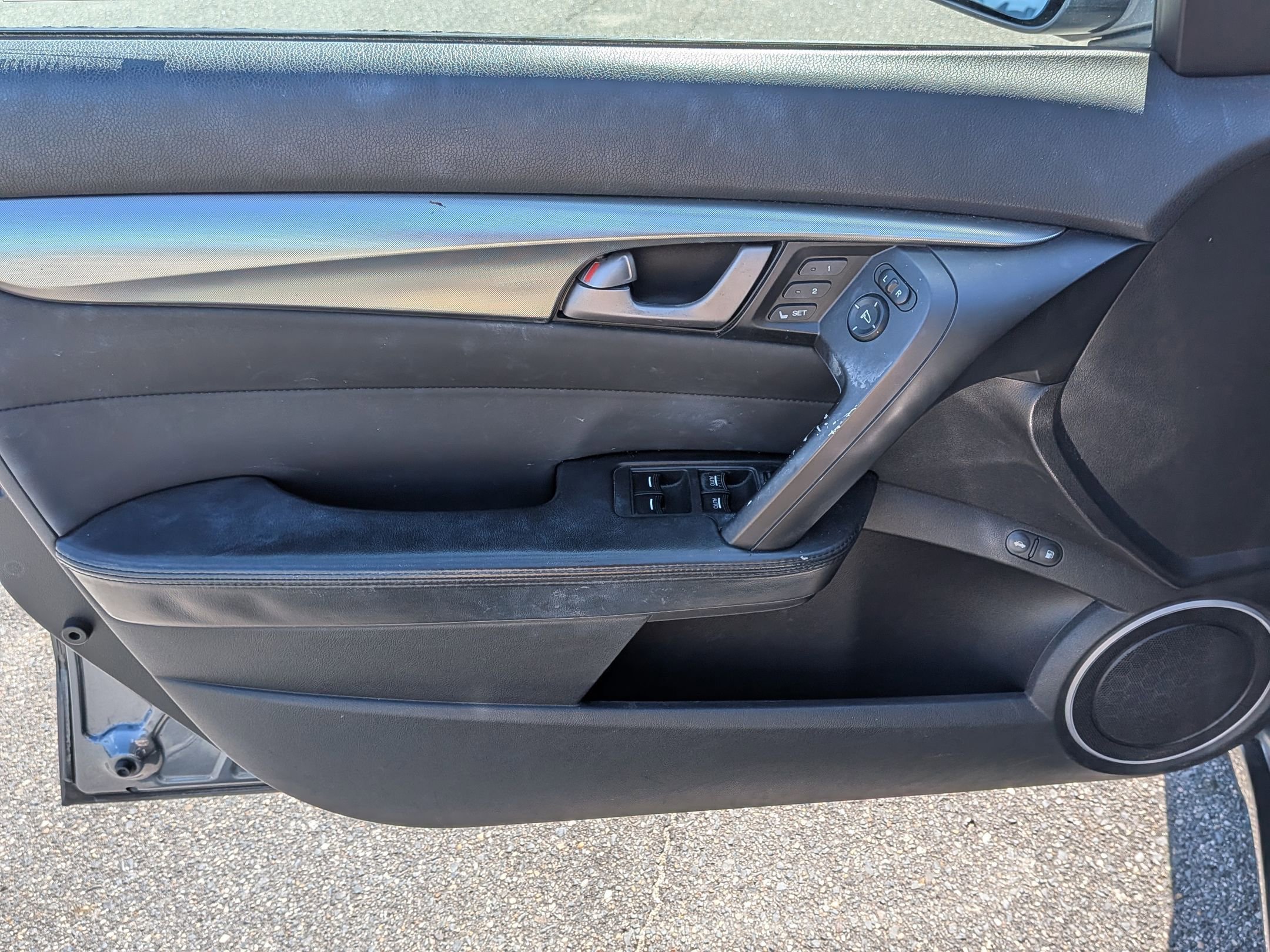 Used 2011 Acura TL w/ Technology Package FWD image 12