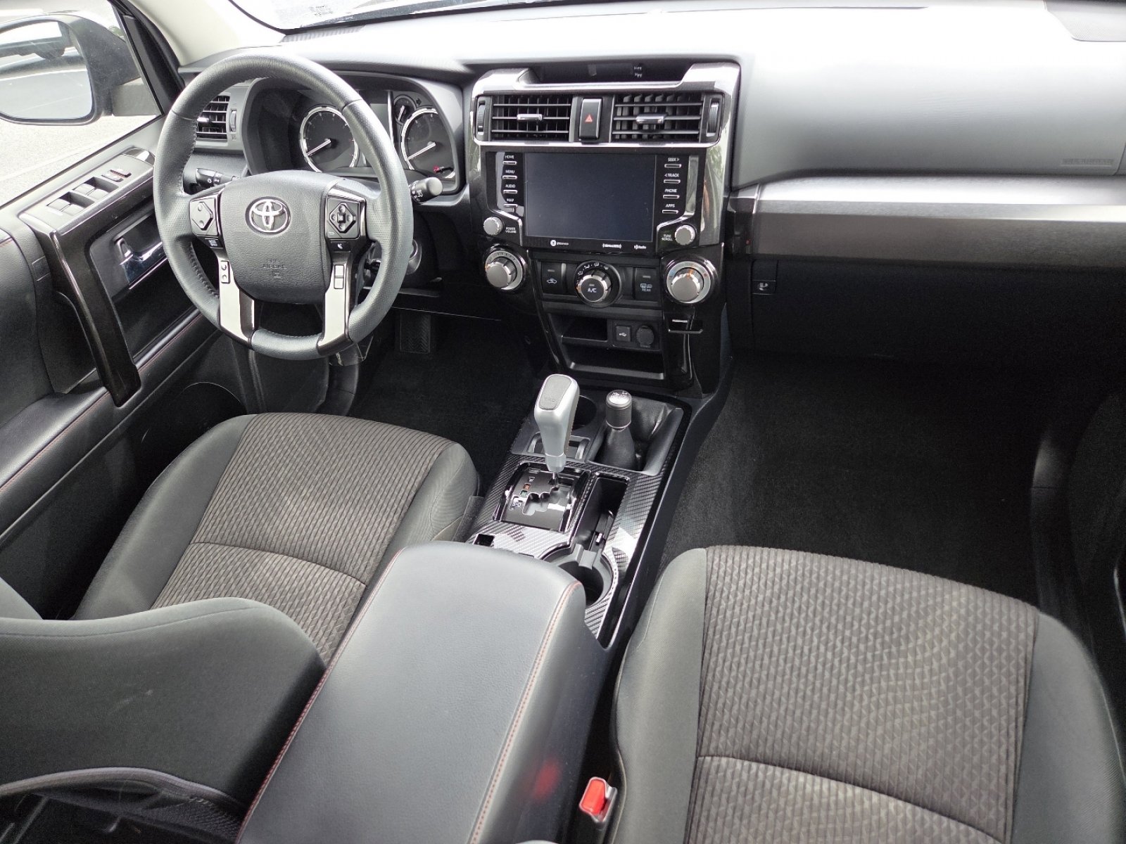 Used 2021 Toyota 4Runner TRD Off-Road AWD/4WD image 24