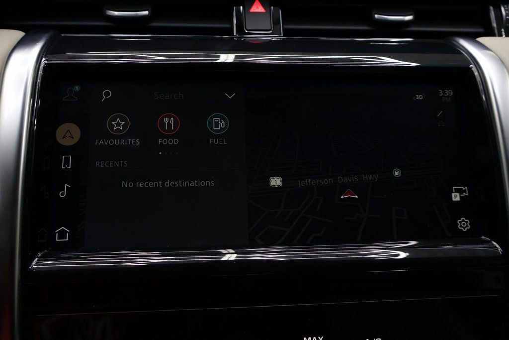 Used 2021 Land Rover Discovery Sport SE image 22