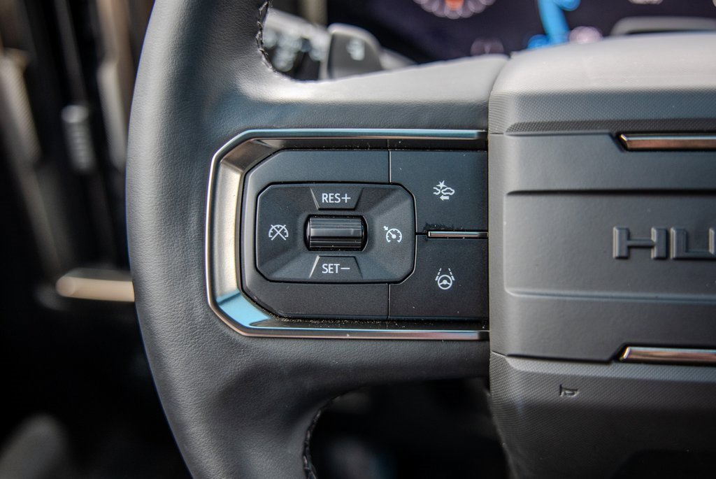 Used 2024 GMC Hummer EV 3X w/ LPO, Illumination Package image 6