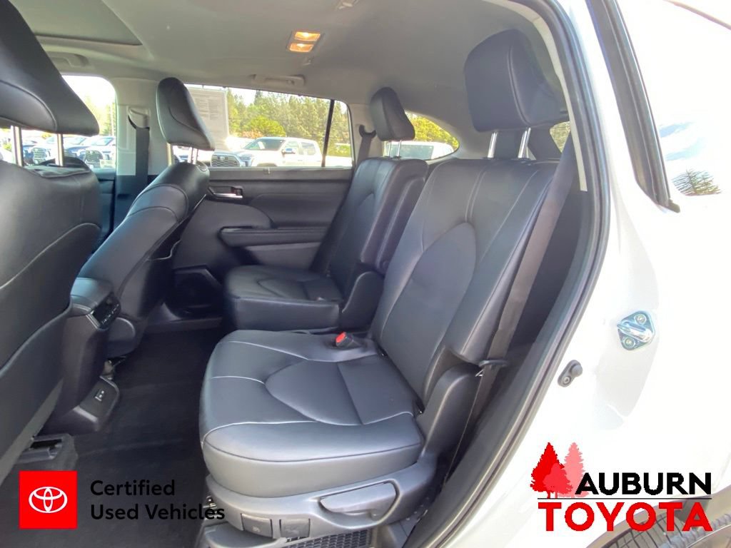 Certified 2026 Toyota Highlander XLE AWD/4WD image 26