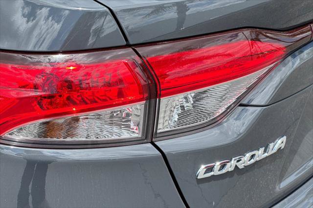 Certified 2024 Toyota Corolla SE w/ SE Premium Package FWD image 34