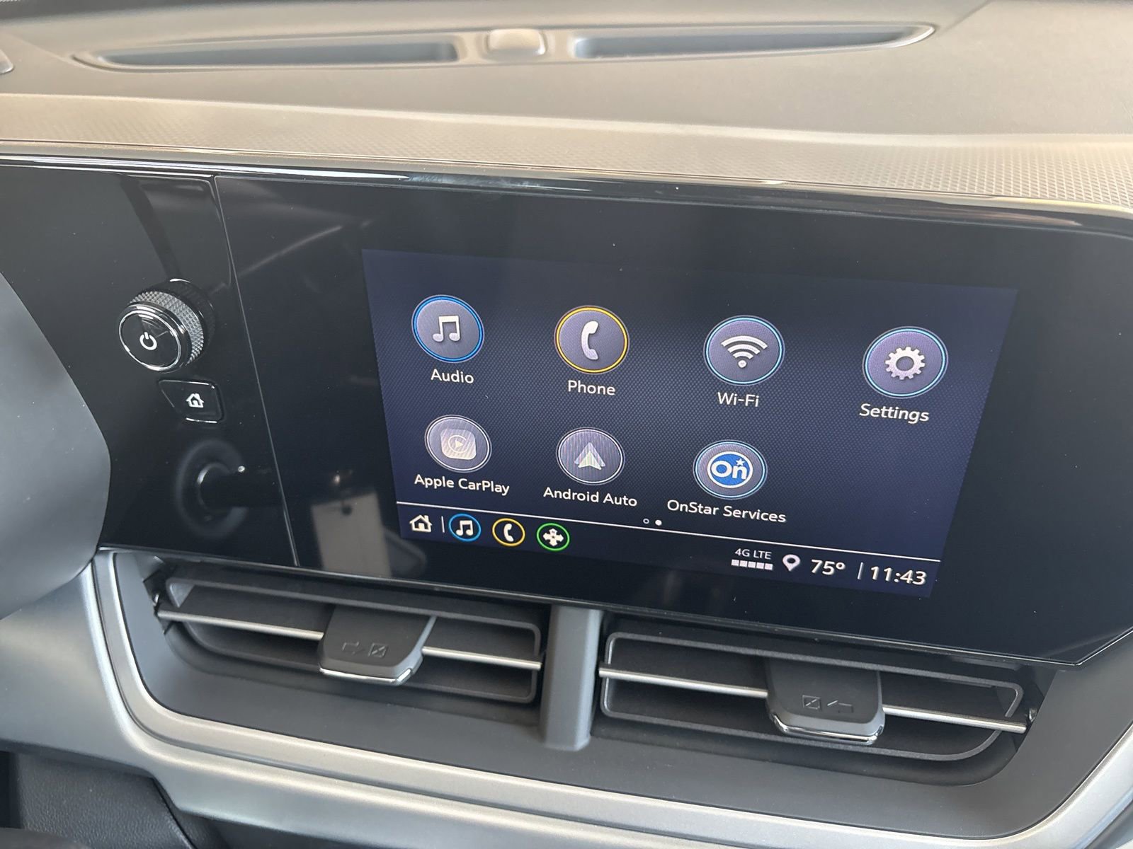 New 2026 Chevrolet Trax RS w/ Driver Confidence Package image 19