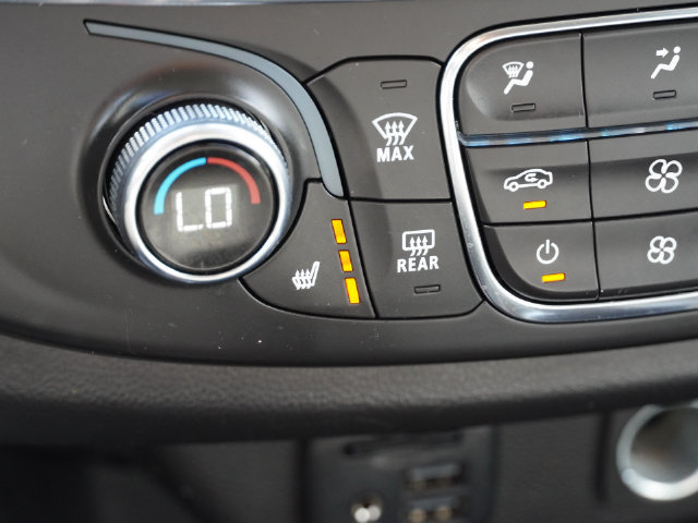 Used 2021 Chevrolet Traverse LT w/ LT Premium Package AWD/4WD image 40