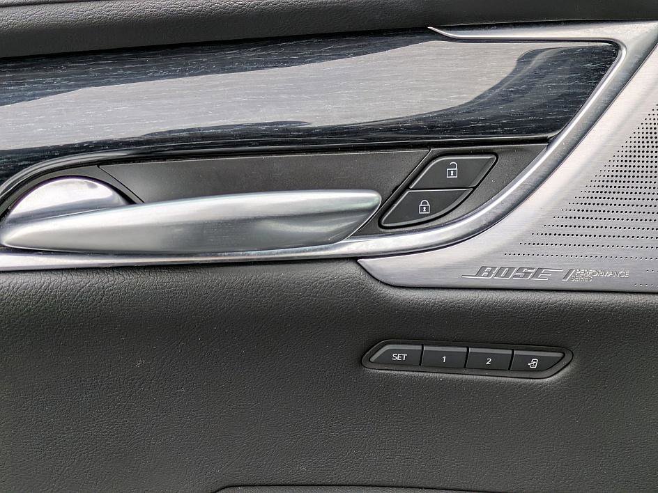 Certified 2025 Cadillac XT5 Premium Luxury image 13