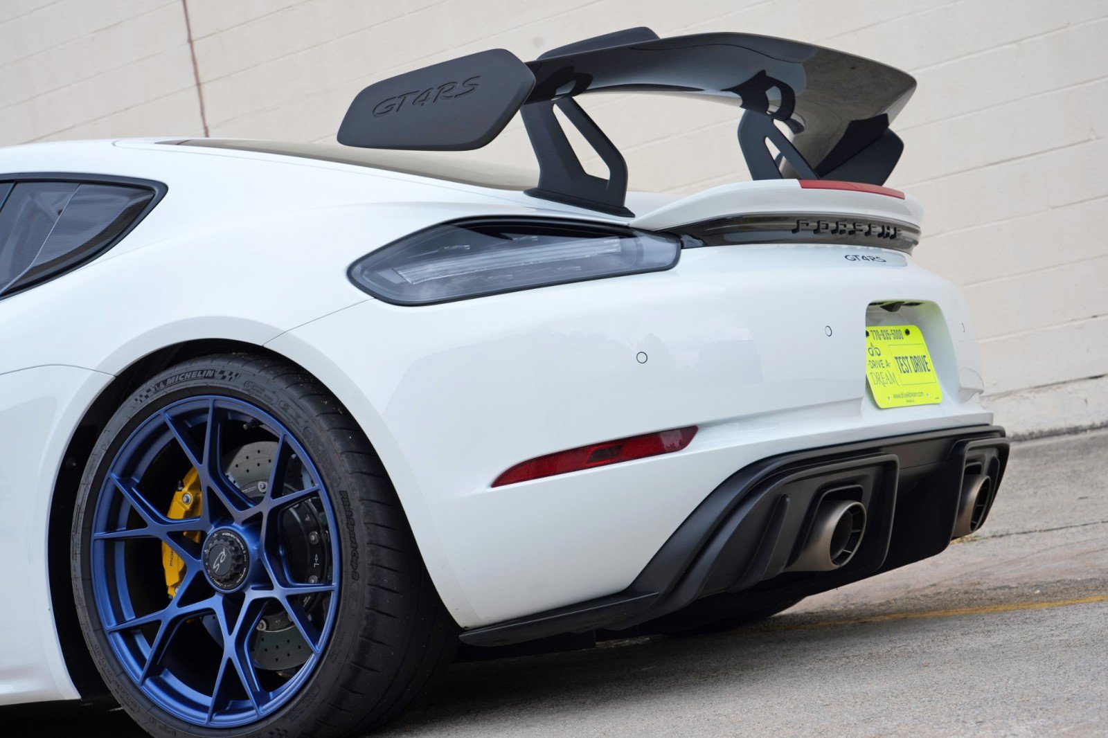 Used 2024 Porsche 718 Cayman GT4 RS w/ Weissach Package RWD image 62