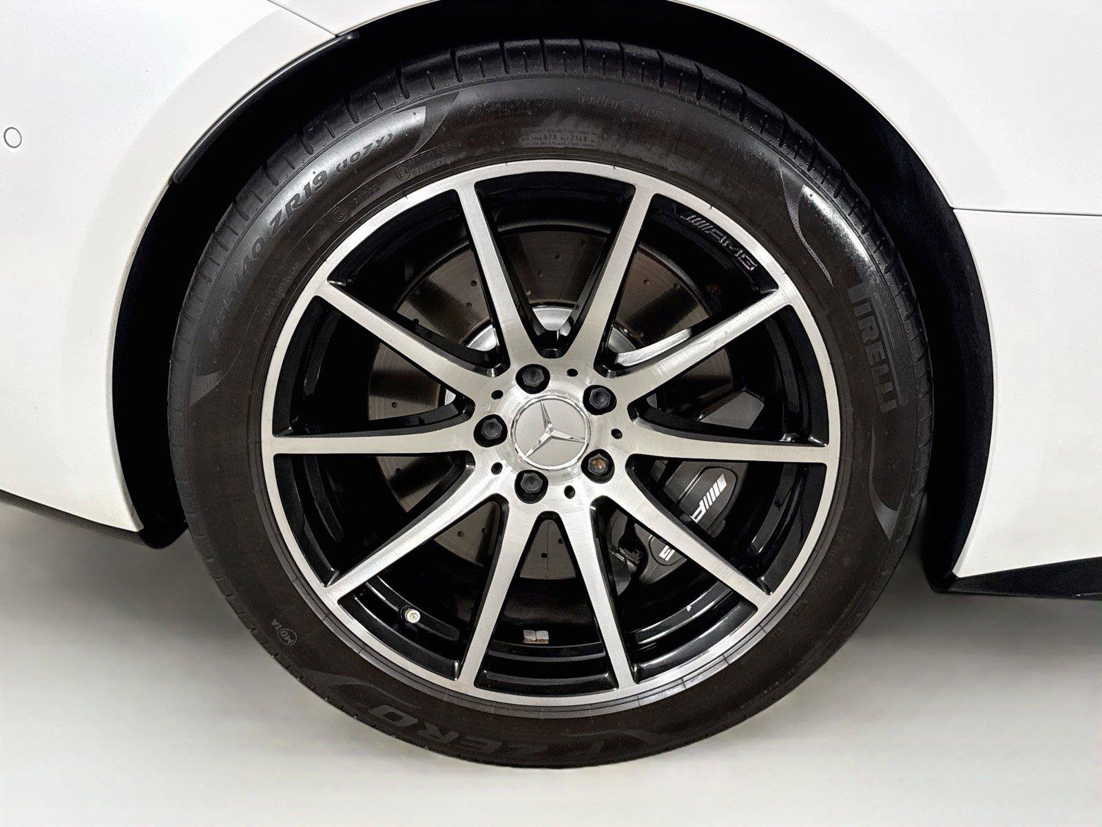 Used 2023 Mercedes-Benz SL 43 AMG w/ Driver Assistance Package image 36