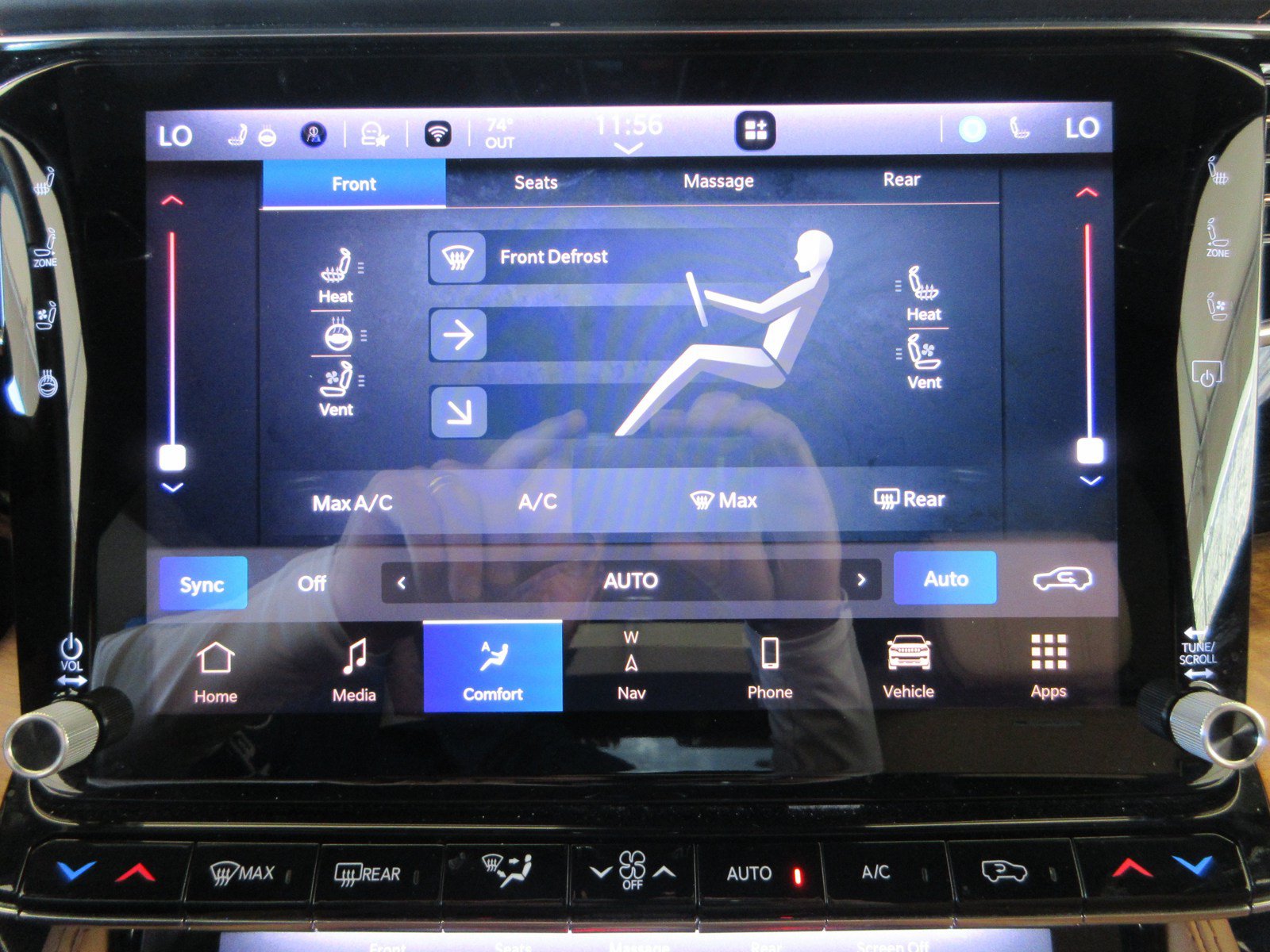 Used 2022 Jeep Grand Wagoneer Series III w/ Rear Seat Video Group 1 AWD/4WD image 47