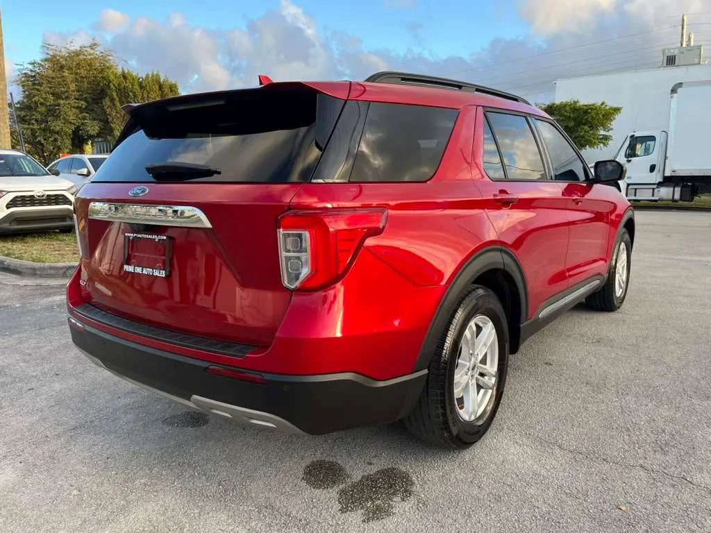Used 2020 Ford Explorer XLT w/ Equipment Group 202A RWD image 7