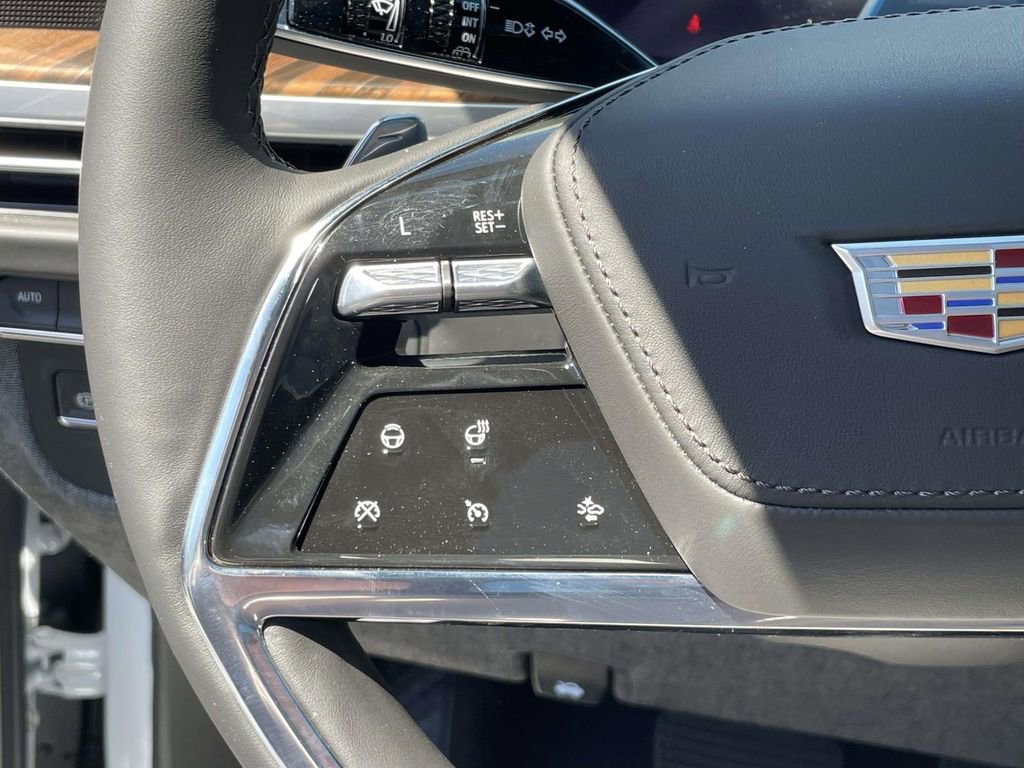 New 2026 Cadillac Escalade ESV Platinum Sport w/ LPO, ONYX Package image 25