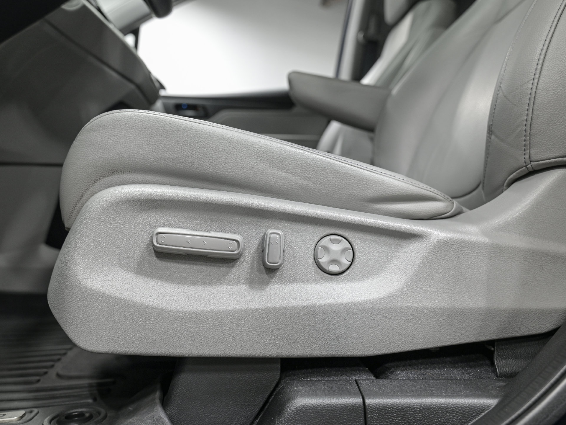 Used 2021 Honda Odyssey EX-L image 14