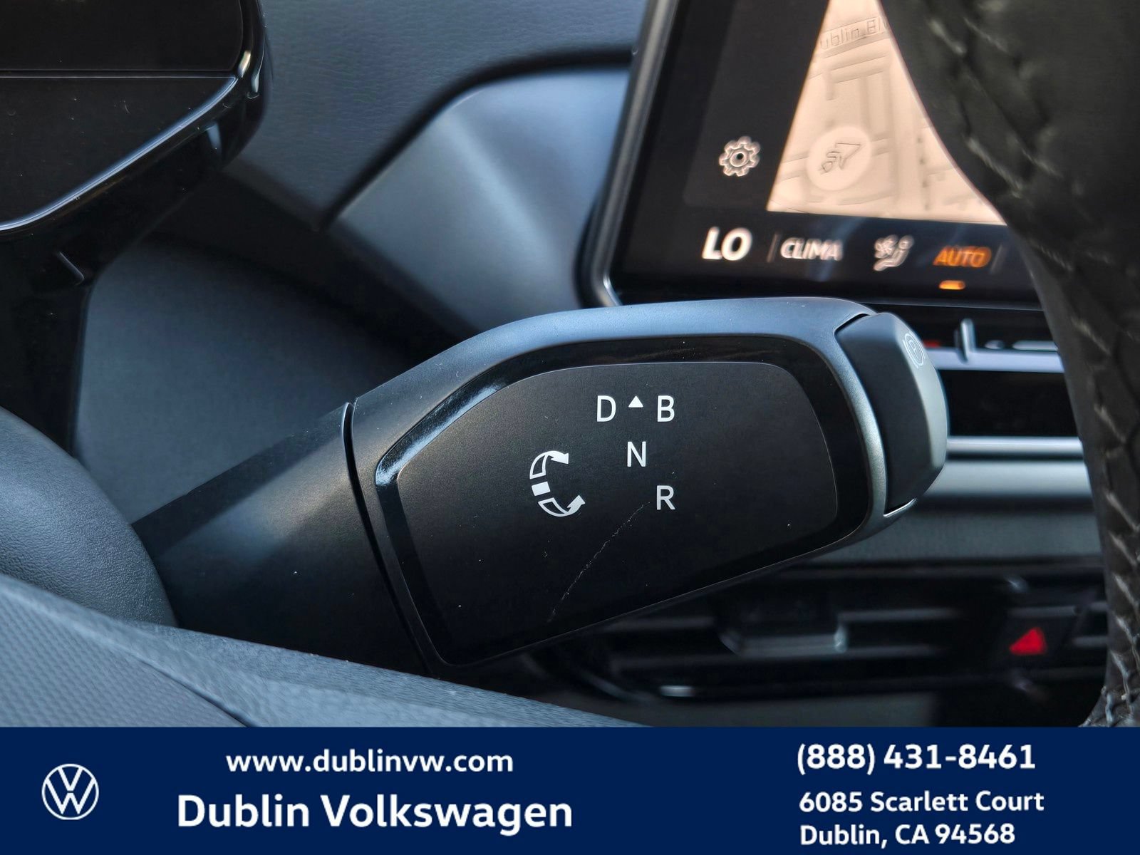 New 2026 Volkswagen ID.4 Pro RWD image 17