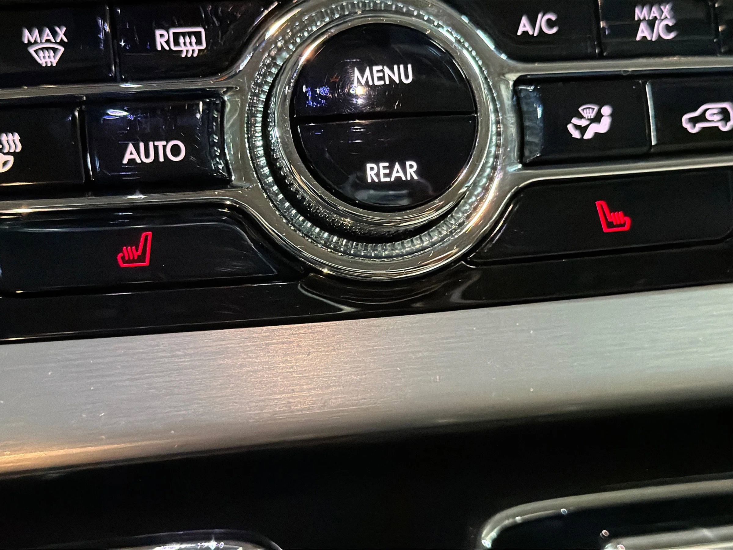 Used 2021 Lincoln Aviator AWD w/ Elements Package image 31