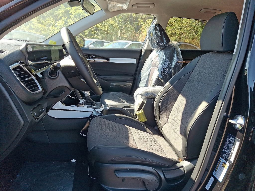 New 2025 Kia Seltos S AWD/4WD image 9