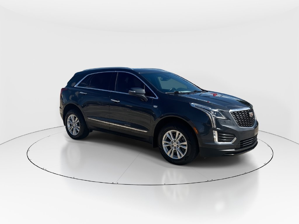 Used 2022 Cadillac XT5 Luxury FWD image 2