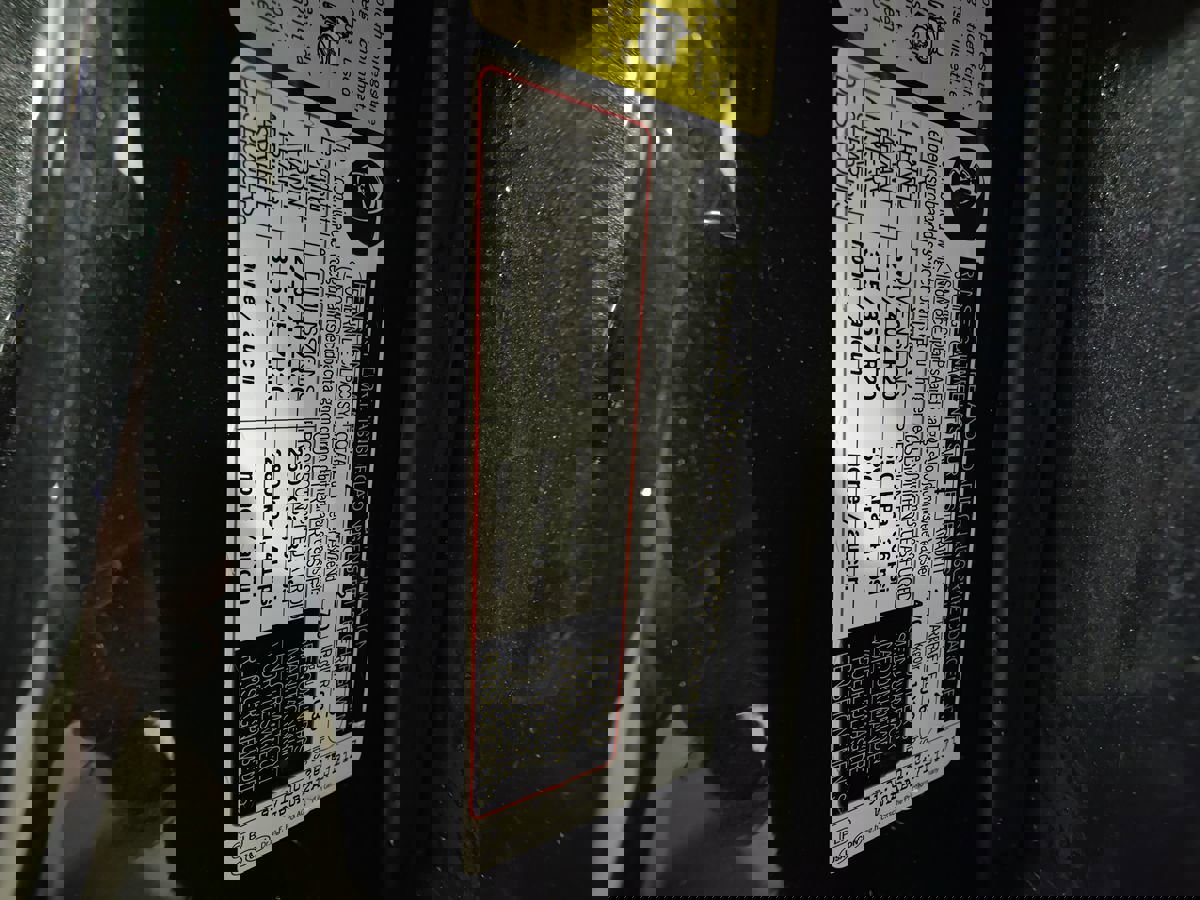 Used 2018 Porsche Panamera 4S image 29