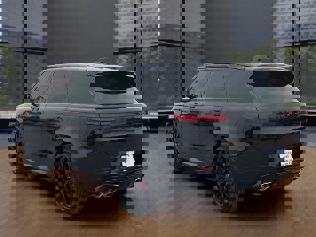 Used 2025 Land Rover Range Rover Sport Dynamic SE image 3