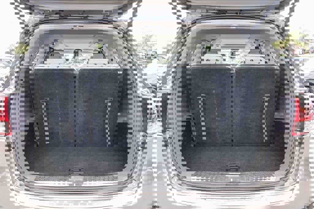 Used 2017 Kia Sorento SX image 25