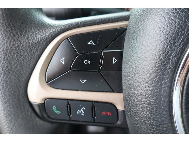 Used 2017 Jeep Renegade Sport w/ Power & Air Group FWD image 12