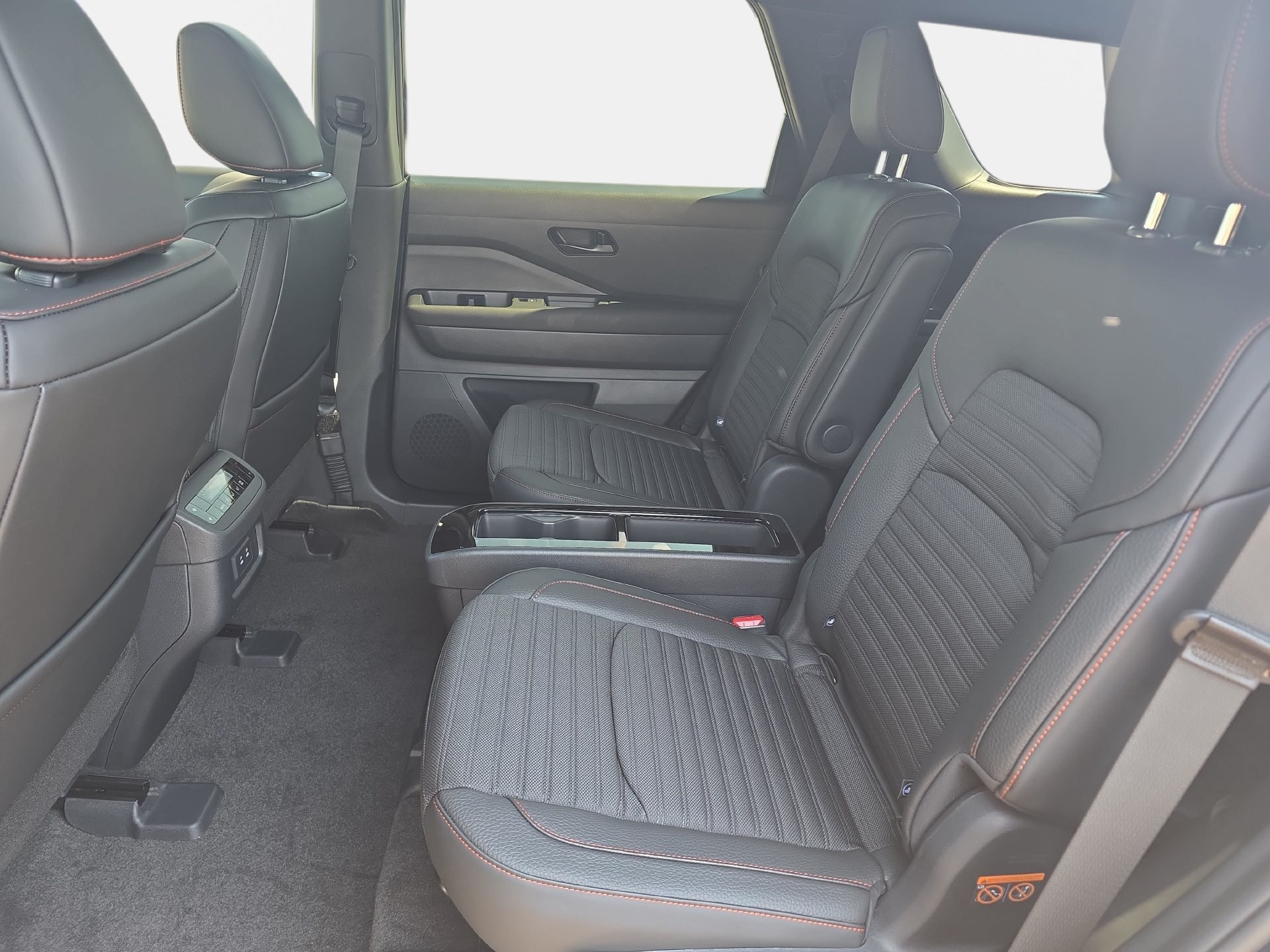 New 2026 Nissan Pathfinder Rock Creek w/ Rock Creek Premium Package AWD/4WD image 14