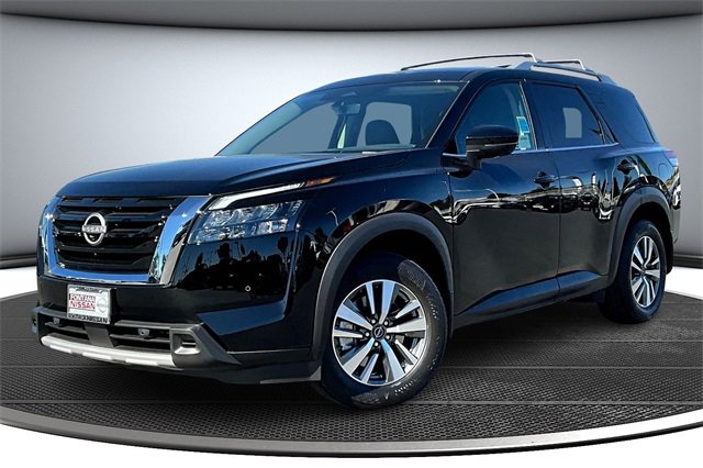 New 2025 Nissan Pathfinder SL image 2
