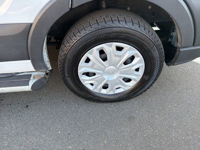 Used 2024 Ford Transit 250 Low Roof w/ Exterior Upgrade Package image 19