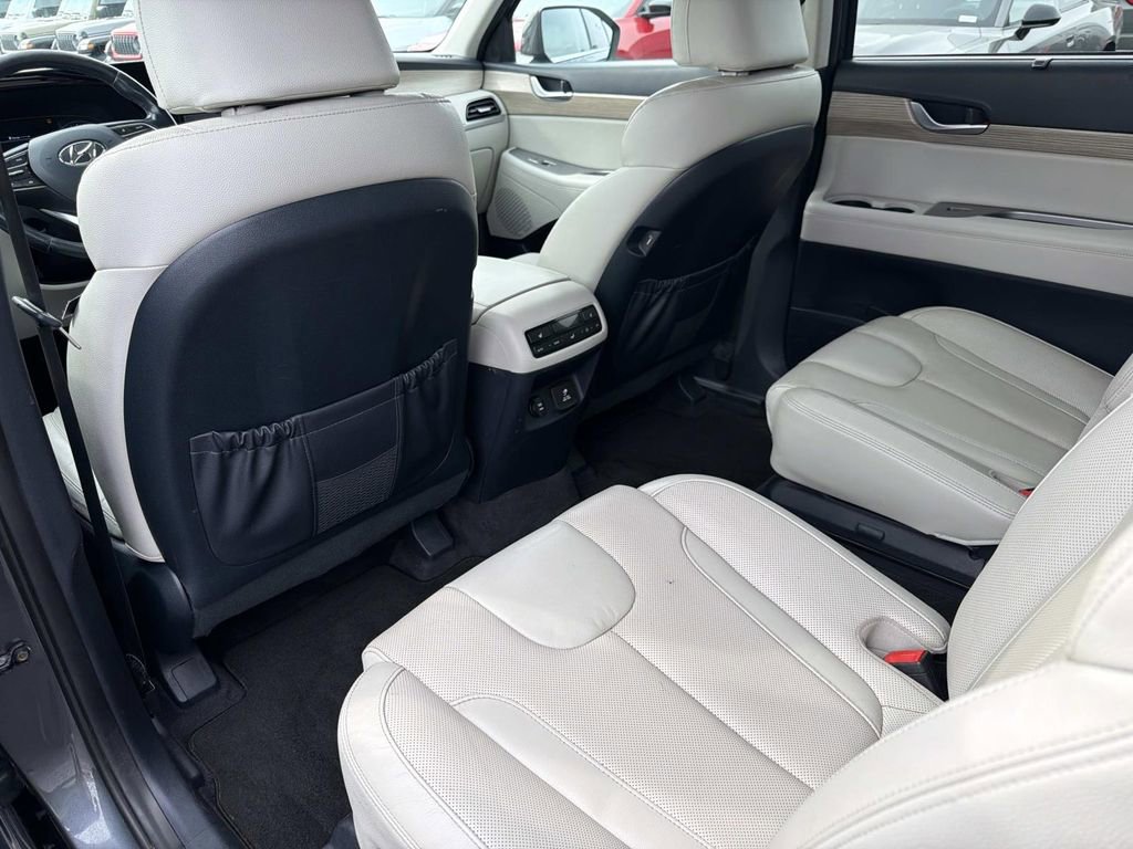 Used 2021 Hyundai Palisade SEL w/ Premium Package AWD/4WD image 15