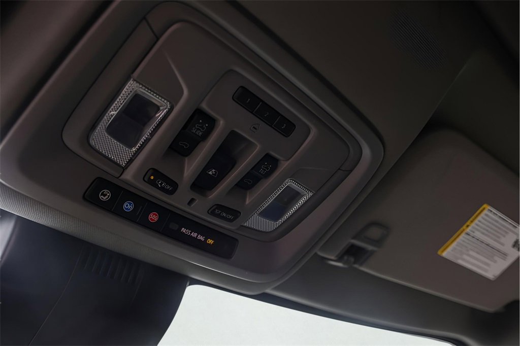 Used 2024 GMC Sierra 3500 Denali w/ Denali Reserve Package image 23